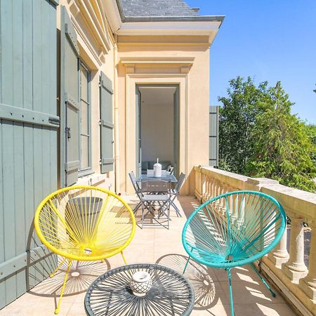 Chateau Ecully - Appartement 2 Chambres - Terrasse & Parking Eksteriør bilde